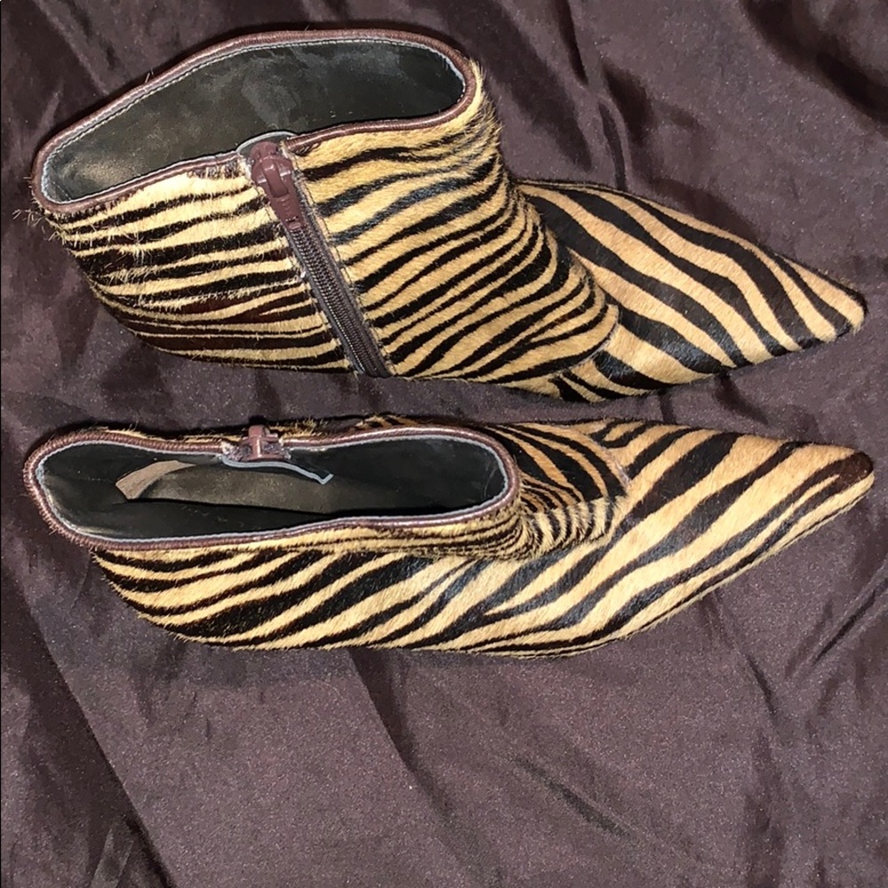 Zebra Hair Booties - Picture 4 of 7